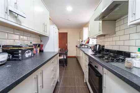 4 bedroom house to rent - Photo 4