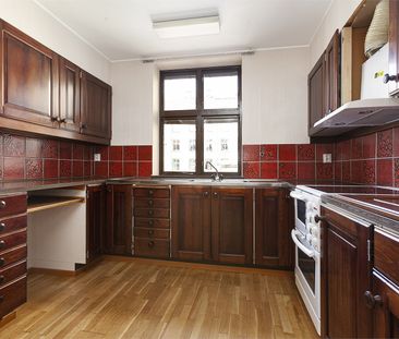 Mysigt hem med trädgård och bastu - Photo 1