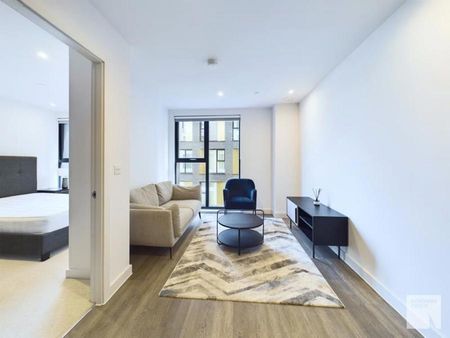 High Definition :: Media City - Photo 2