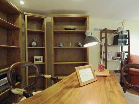 Calle de Juan de Austria, Madrid, Community of Madrid 28010 - Photo 3