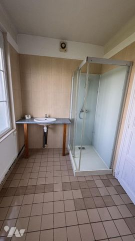 Maison de campagne F4 avec terres et bâtiments agricoles, idéale pour locataires ayant des animaux - Photo 5