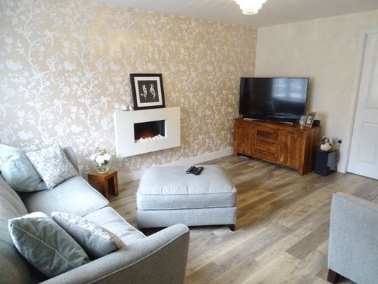 Circuit Drive, Nottingham, NG10 - Photo 1