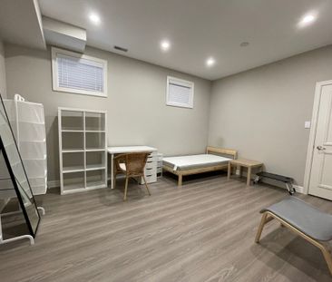 For Lease - 128 Bannockburn Avenue Unit# Bsmt B, Toronto, Ontario - Photo 4