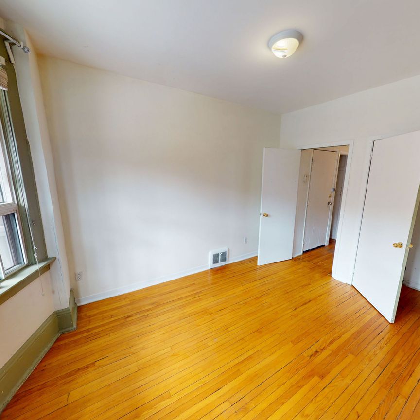 For Lease - 53 Claremont Street Unit# 1, Toronto, Ontario - Photo 1
