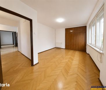 Apartament reprezentativ, 5 camere, pentru birou sau locuinta, Central - Photo 3
