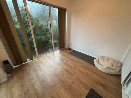 Wolverhampton Road, Oldbury - Photo 2