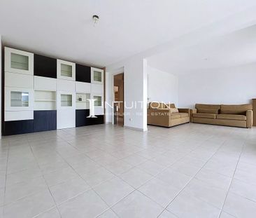 Location Appartement 4 pièces 92m² LE CANNET 06110 - Photo 6