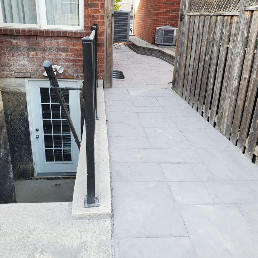 For Lease - 89 Woodcock Avenue, Ajax, Ontario - Photo 1