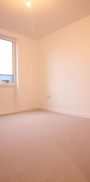 Bollo Bridge Road, London - Photo 1