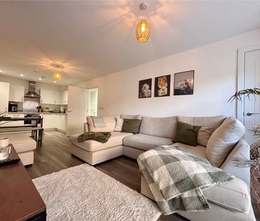 Station Road, Hook, Hampshire, RG27 - Photo 3