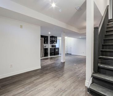 For Lease - 224 Wilcroft Court, Pickering, Ontario - Photo 4