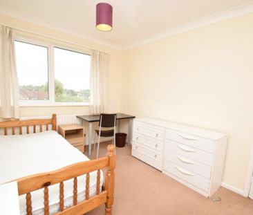 4 bedroom terraced house to rent - Photo 6