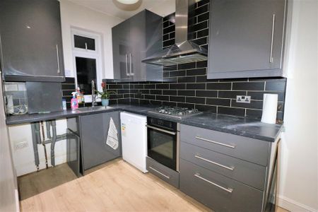 2 bedroom terraced house to rent - Photo 5