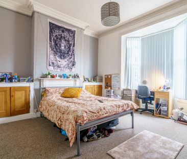 42 , Clarence Street - Photo 5