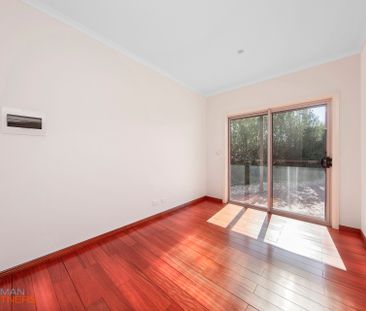 9/10 Tasman Place, Lyons ACT 2606 - Townhouse For Rent | Domain - Photo 2