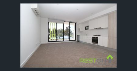 MODERN APARTMENT IN A CONVENIENT LOCATION - Photo 2