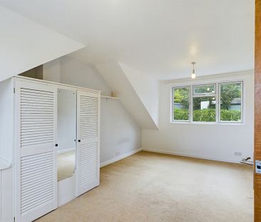 36 Langtoft Road, Stroud - Photo 4