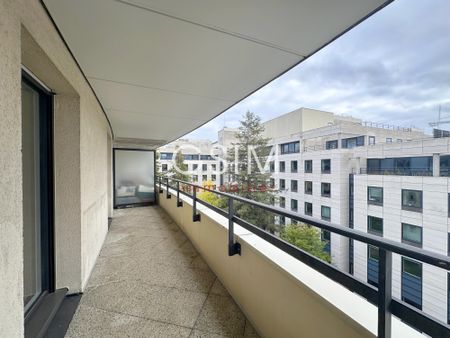 Rare Appartement au dernier étage avec 72 m² de terrasses 3 chambres vue Seine - Photo 3