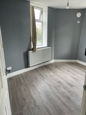Room in a Shared Flat, Woodford Road, E7 - Photo 1