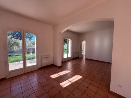 Location Maison 5 pièces 128m² AIX EN PROVENCE 90ème - Photo 2