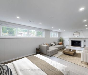 Detached Home For Lease | W9284843 - Photo 5