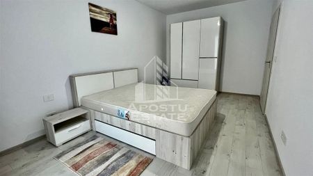 Apartament cu 2 camere decomandat in zona Aradului - Photo 3