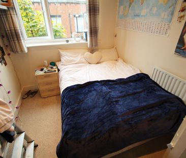 5 bedroom terraced house to rent - Photo 4