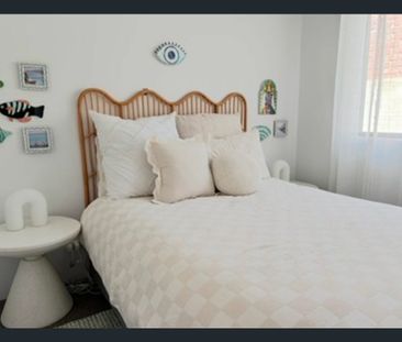 Private Beach House - Photo 4