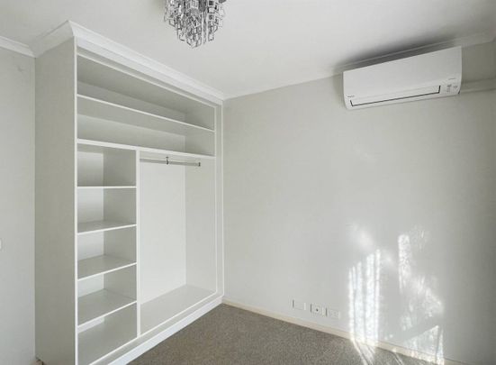 Spacious Home in a Quiet Court Location - Photo 1