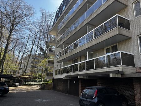 Vernieuwd appartement met 2 slaapkamers en een garage - Foto 5