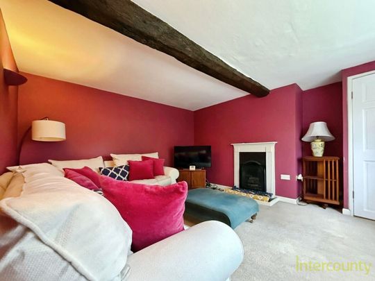 Church Path, CB11, Saffron Walden - Photo 1