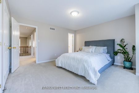 For Lease - 214 Castlegarth Crescent, Barrhaven, Ontario - Photo 5