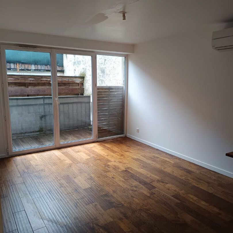 Location Appartement 3 pièces 49m² BORDEAUX 33300 - Photo 1