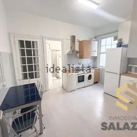 Alquiler de piso en Calle Carmelo Gil Doktoreen - Photo 1