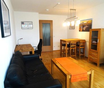 Möblierte 2-Zi-Wohnung mit Balkon & Spreeblick Berlin-Köpernick - Photo 1