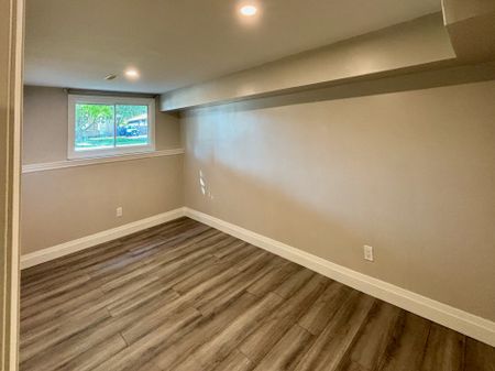 For Lease - 55 Courtice Crescent Unit# 2, Collingwood, Ontario - Photo 4