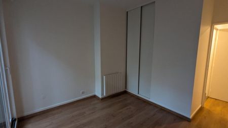 location Appartement F4 DE 109.99m² À NEUILLY SUR SEINE - Photo 3