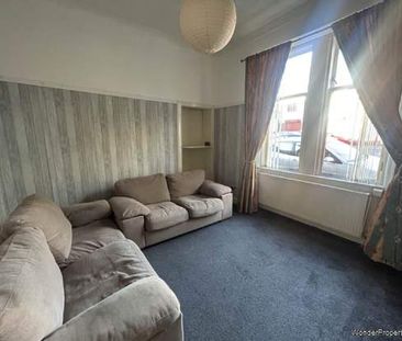 2 bedroom property to rent in Greenock - Photo 2