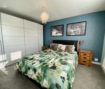 3 bedroom detached bungalow to rent - Photo 4