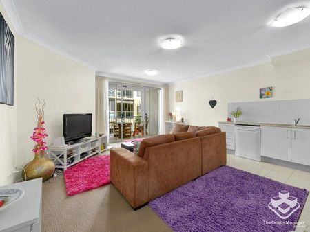 *James St Precinct *Storage*Privacy* 1x Bed 1x Bath 1xCarpark - Photo 3