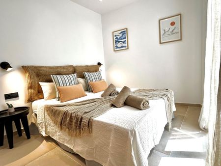 Townhouse · Estepona - Photo 4