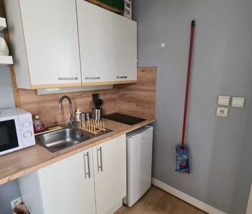 Location Appartement 1 pièce 18m² ORLEANS 45000 - Photo 5