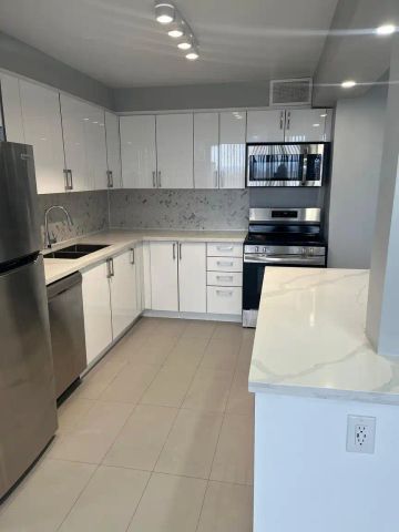 2160 Lakeshore Rd. — 2 Bedroom - Photo 2