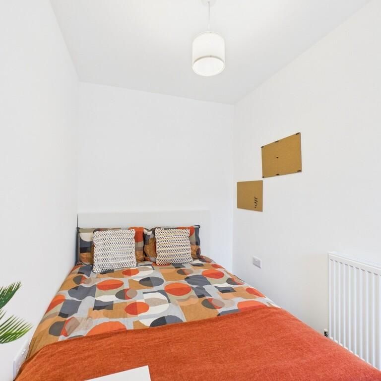 6 bedroom house share to rent - Photo 1