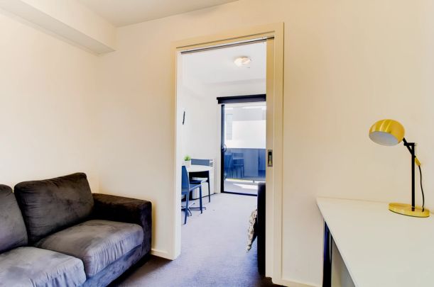 Medium 1 Bedroom - Photo 1