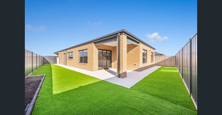 Brand New Family Home in a Prime Location! - Photo 5