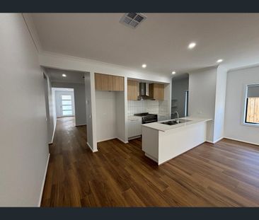 6 TRAILWATER COURT, Warragul, Vic 3820 - Photo 2