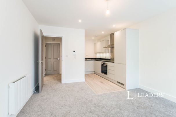 1 bedroom apartment to rent The Montague, 13 Durley Road South, Bournemouth, BH2 - Photo 1