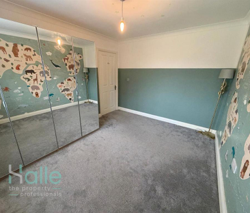 4 bedroom detached house to rent - Photo 3