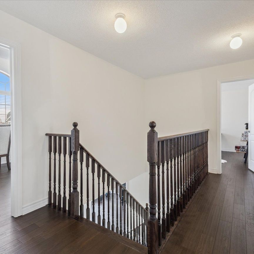 For Lease - 93 Mount Crescent, Essa, Ontario - Photo 1